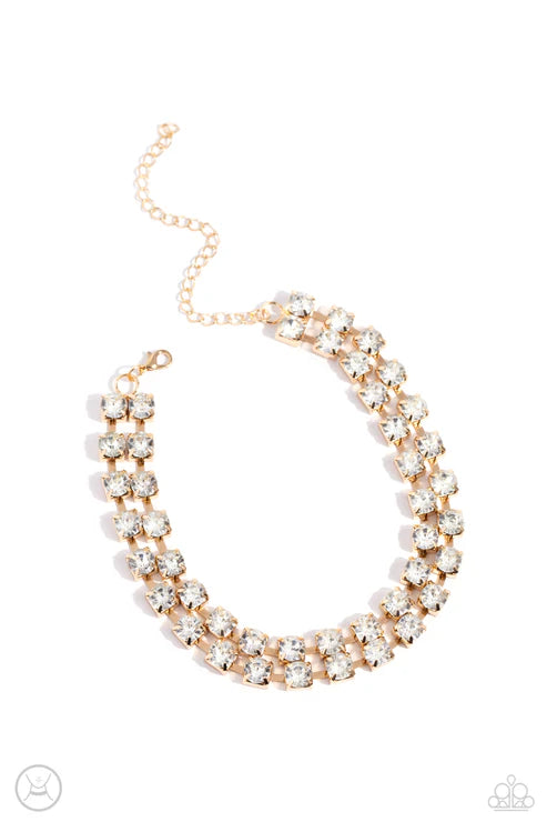 Glistening Gallery - Gold - by Paparazzi