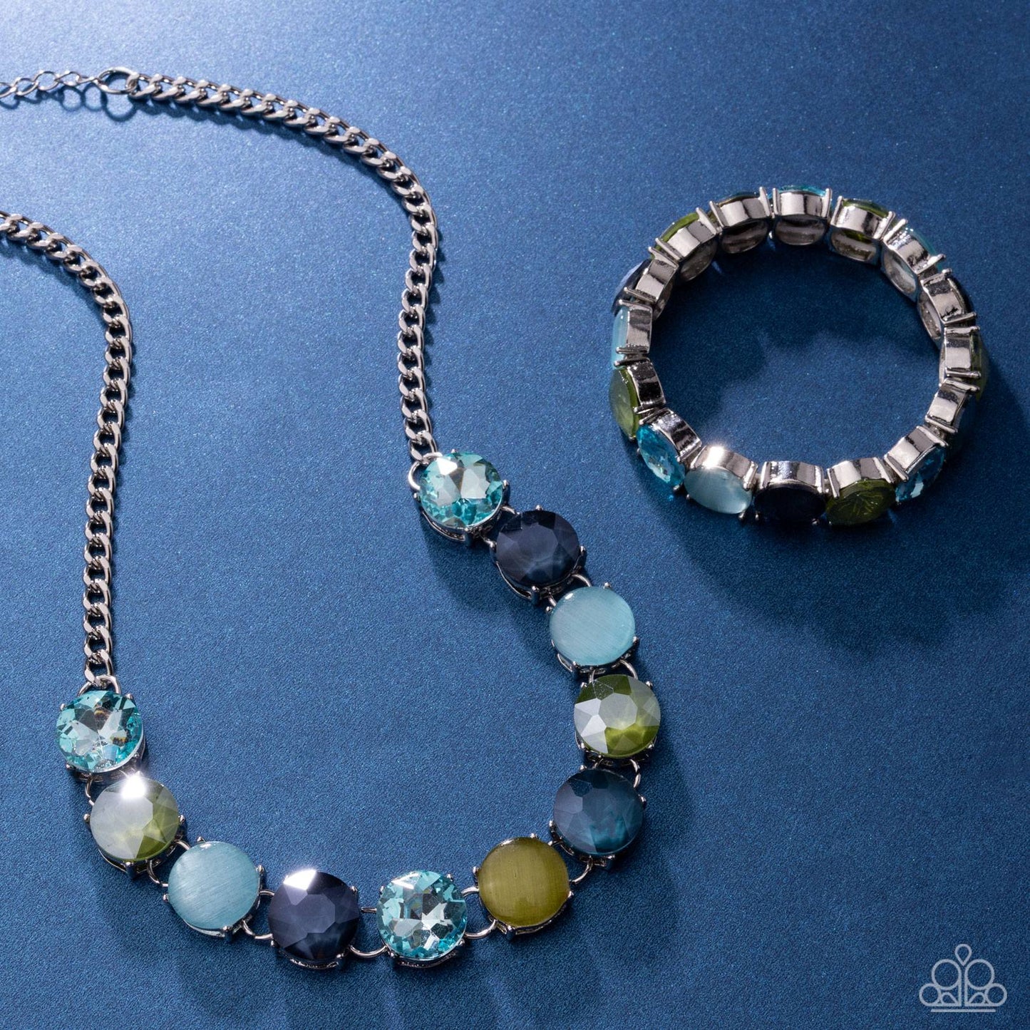 Cool, Calm, and Couture - Feb 26 Glimpses of Malibu Fashion Fix Necklace - by Paparazzi