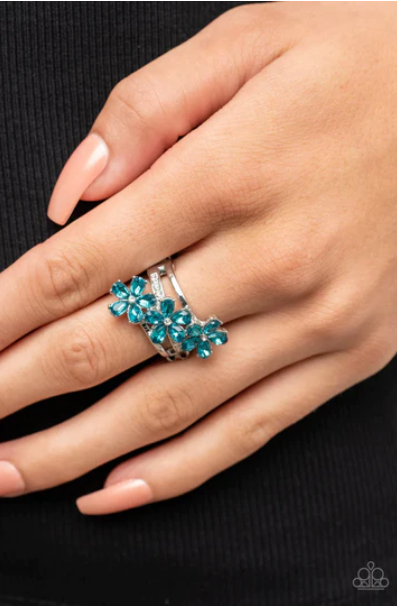 Posh Petals - Blue - by Paparazzi