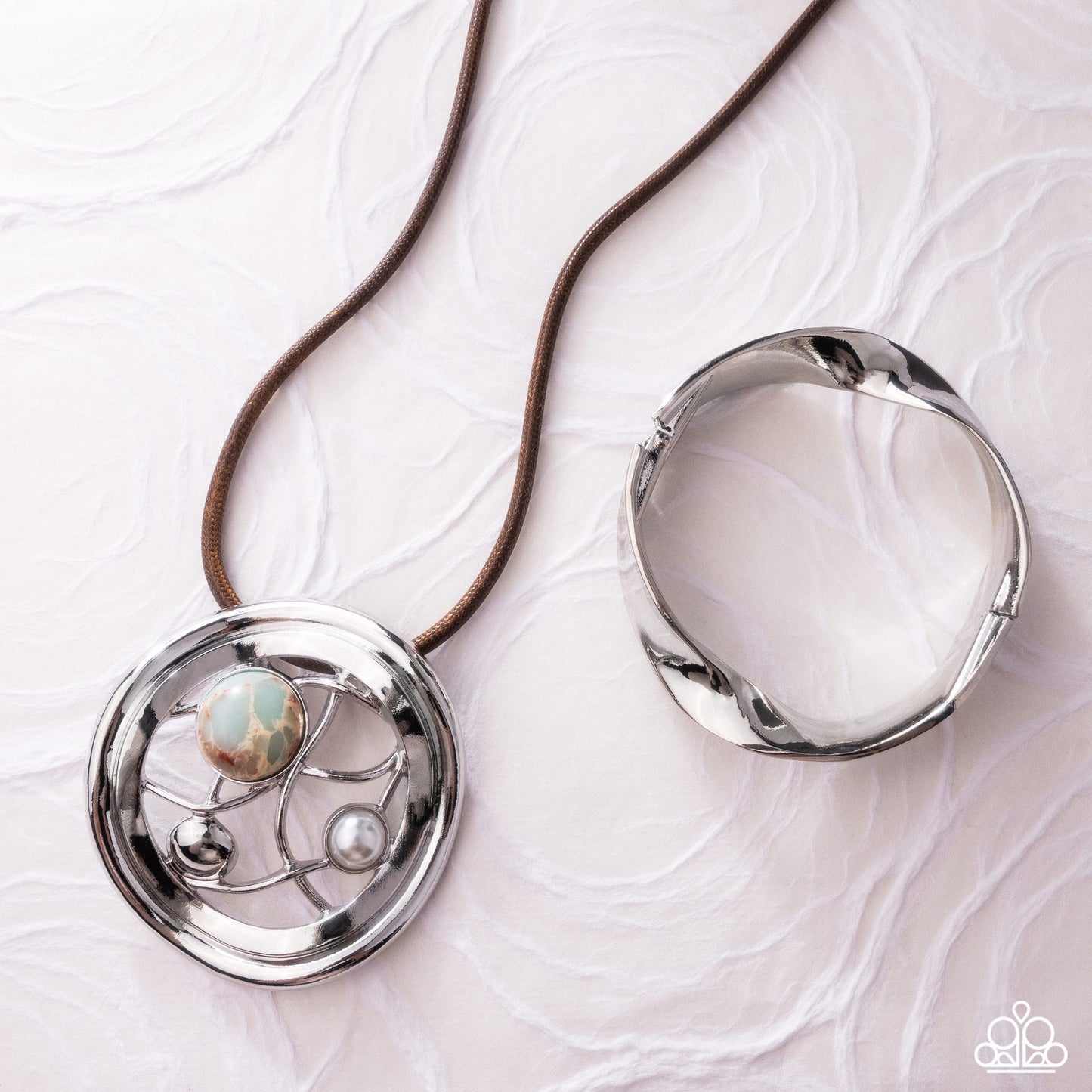 Crafted Chic - Multi - July 26 Simply Santa Fe Fashion Fix Necklace