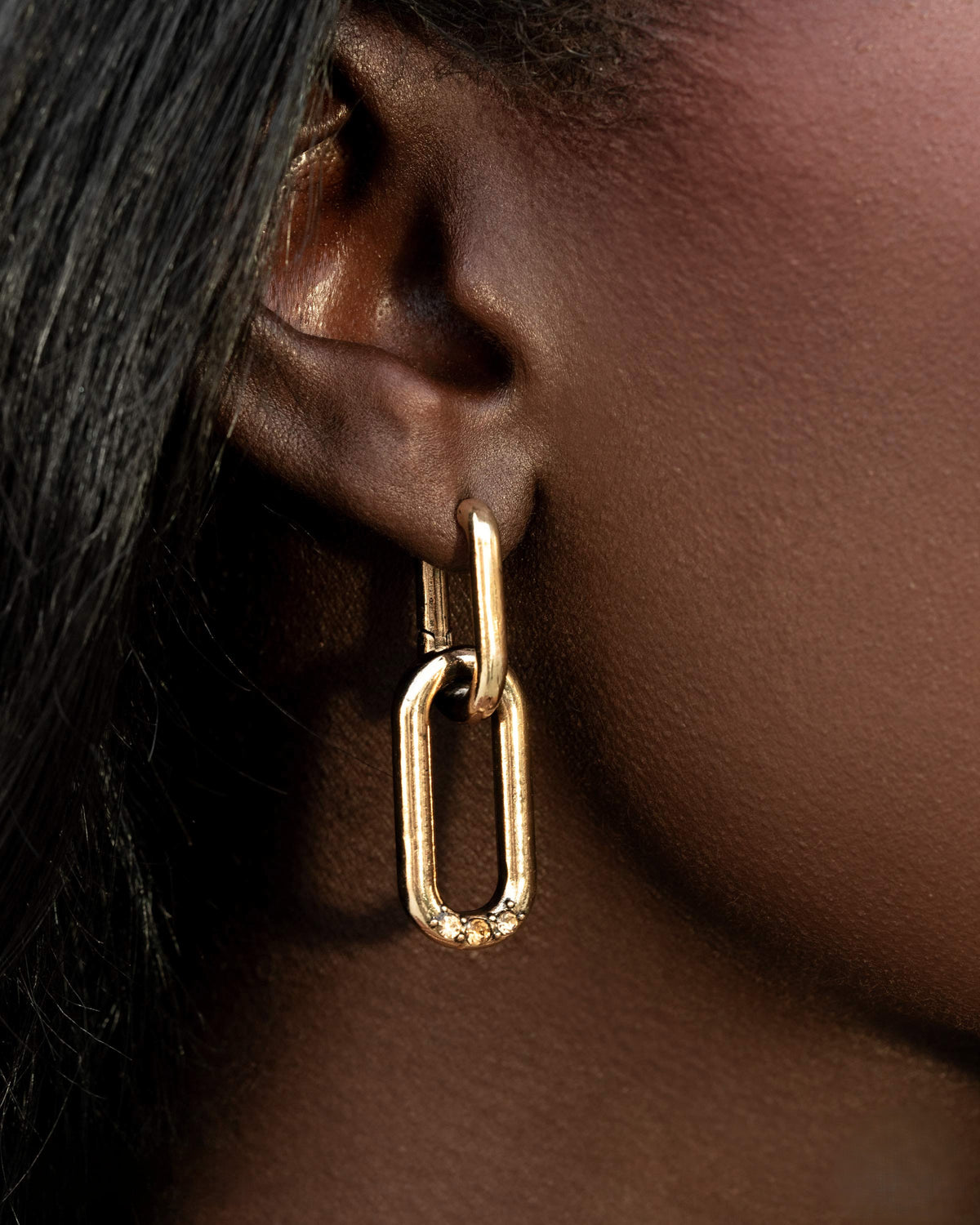 Lavish Links - Gold - by Paparazzi