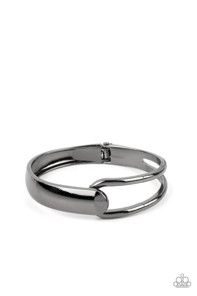 Couture-Clutcher - Black - By Paparazzi