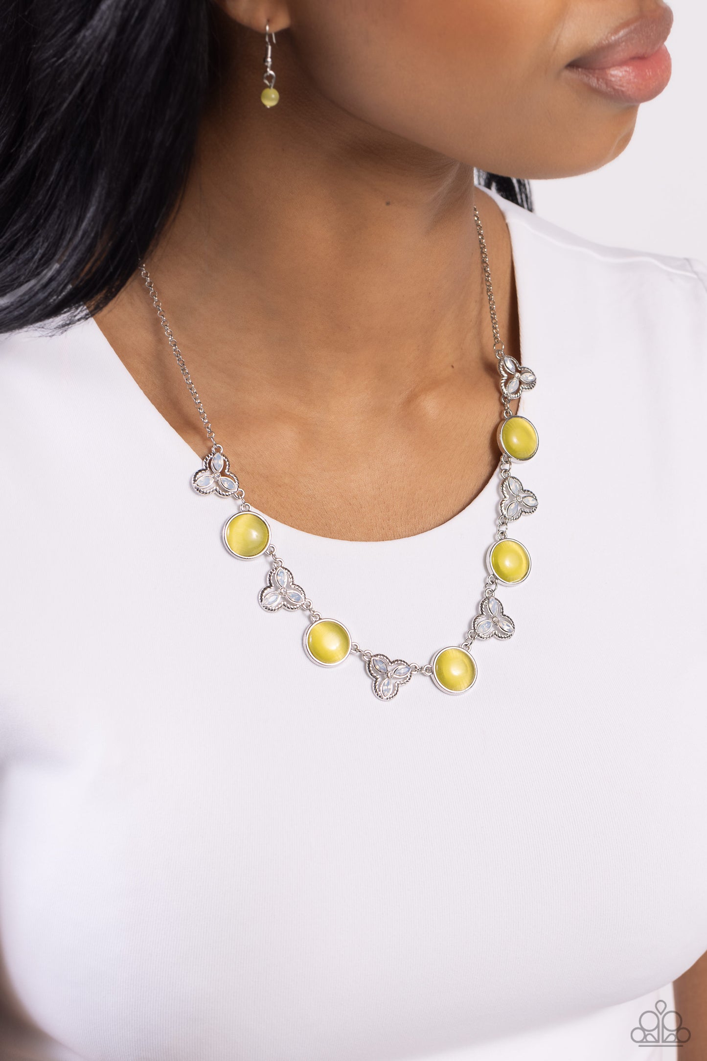 Floral Crowned - Yellow - By Paparazzi