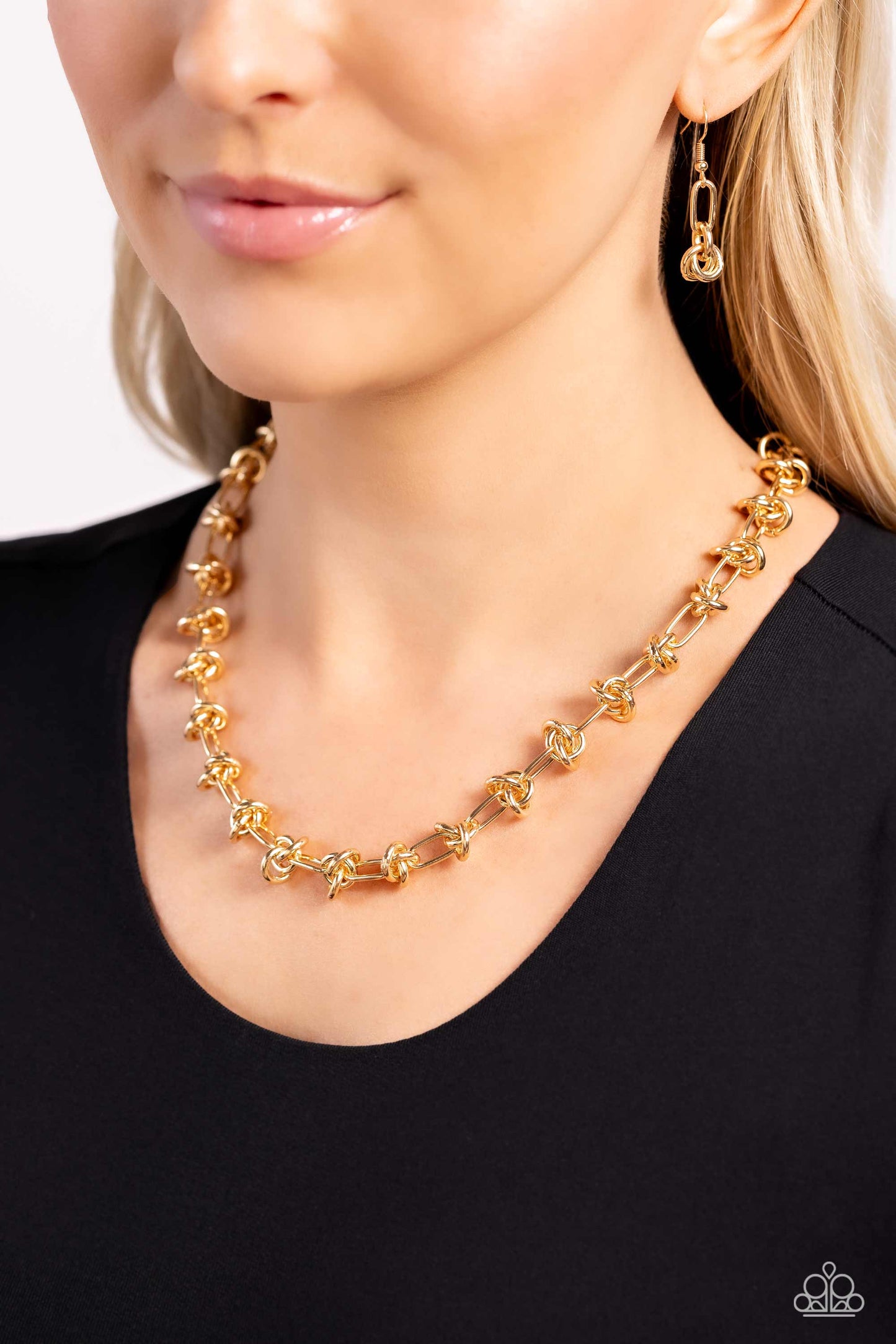 Knotted Kickoff - Gold - by Paparazzi