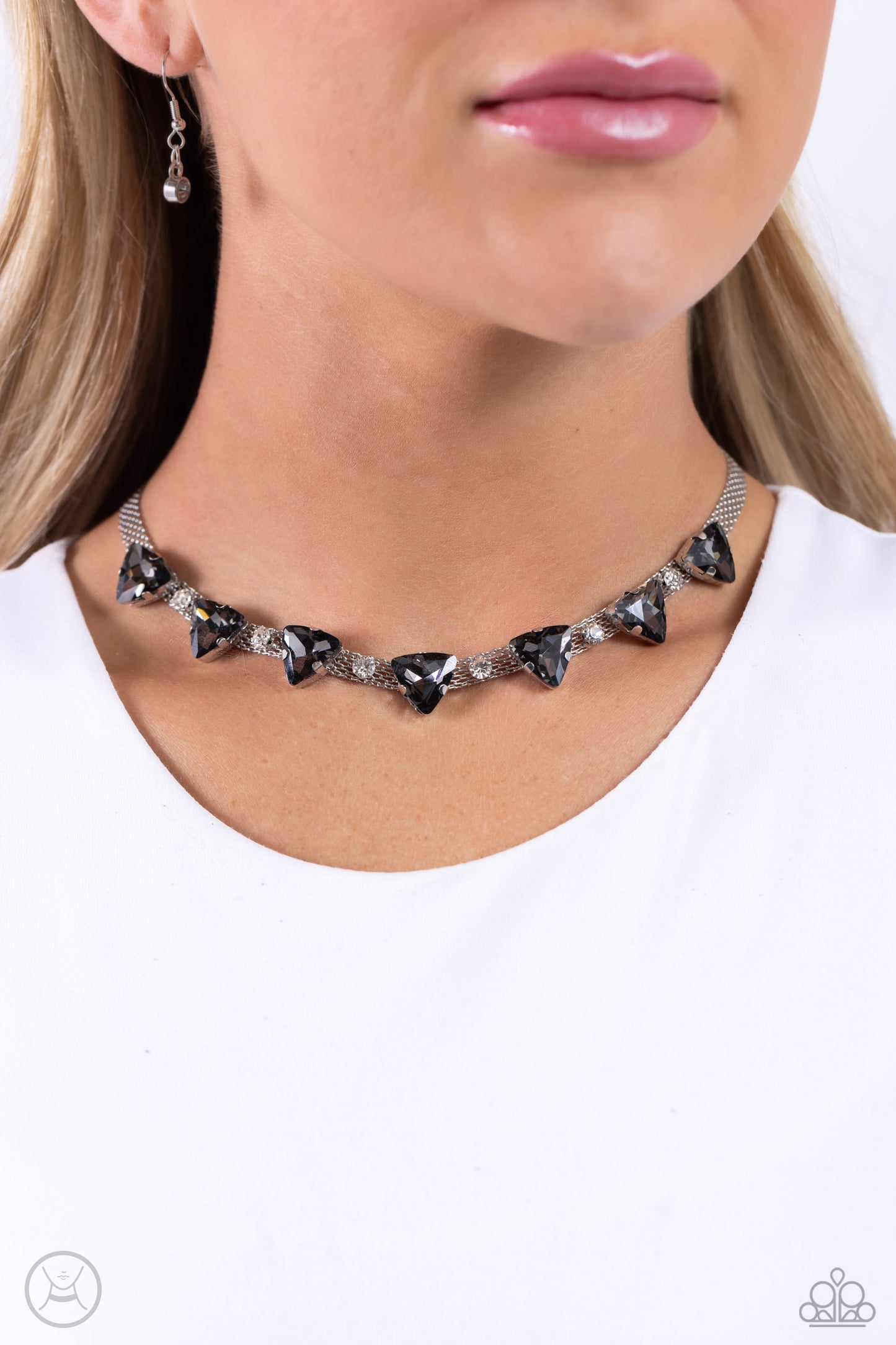 Strands of Sass - Silver - by Paparazzi
