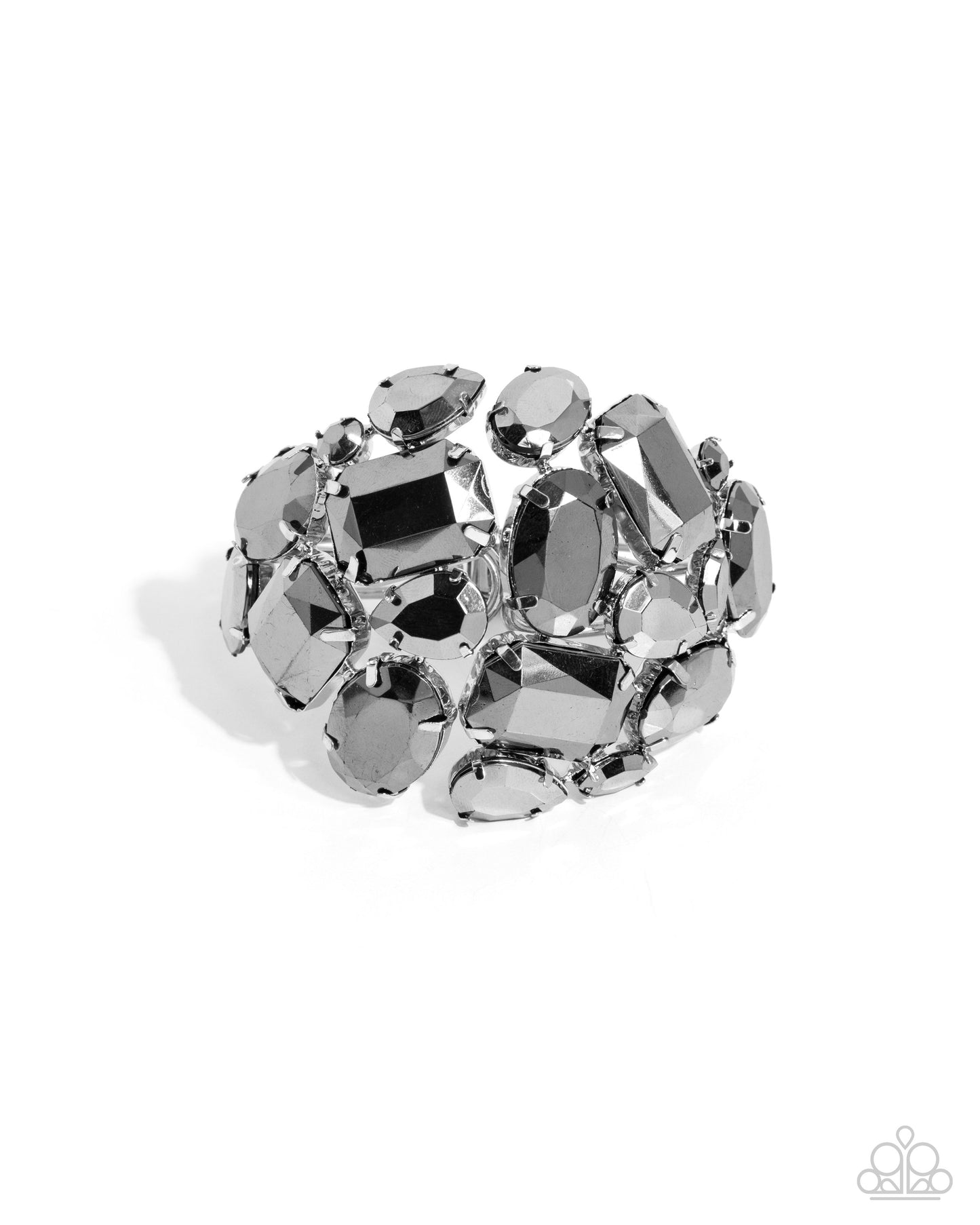 Chic Coronation - Silver - by Paparazzi