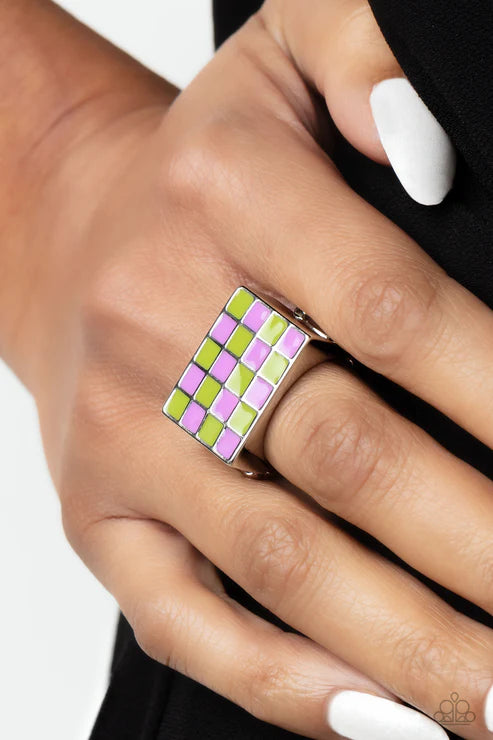 Checkerboard Craze - Green - by Paparazzi