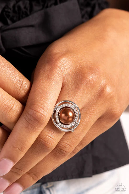 Chic Center - Brown - by Paparazzi