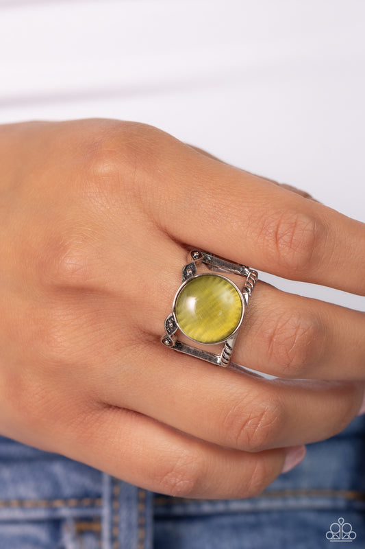 Clairvoyant Cats Eye - Green - By Paparazzi