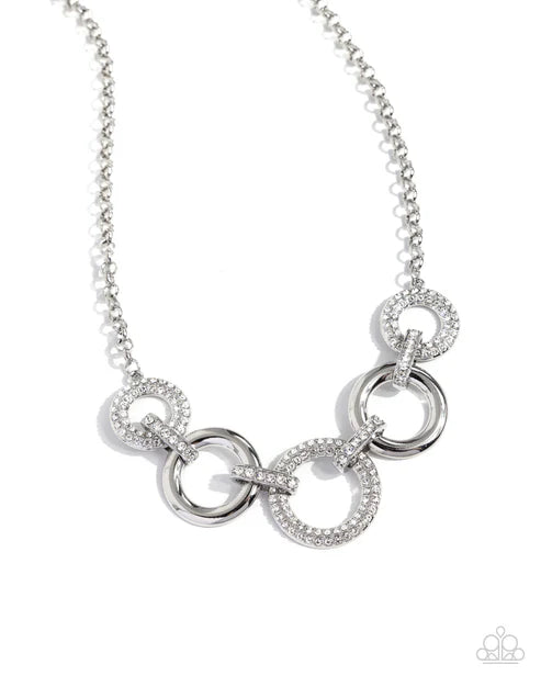 Cosmopolitan Confidence - Silver - by Paparazzi