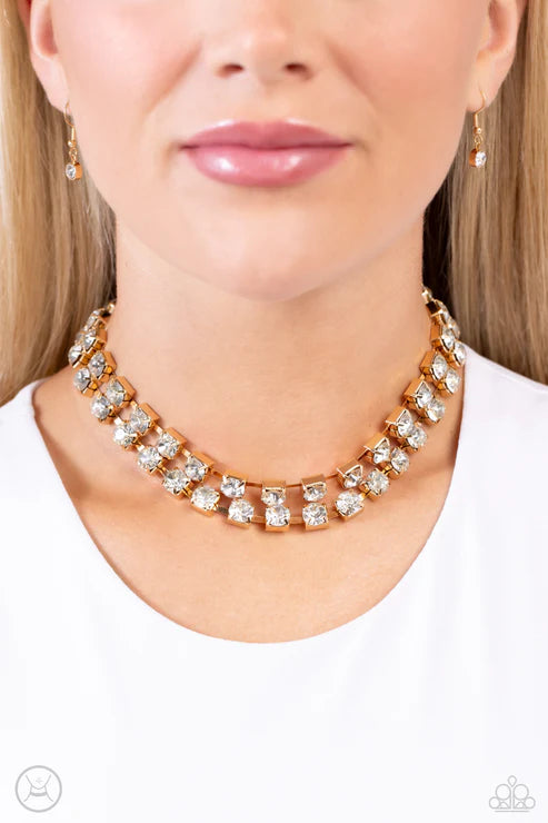 Glistening Gallery - Gold - by Paparazzi