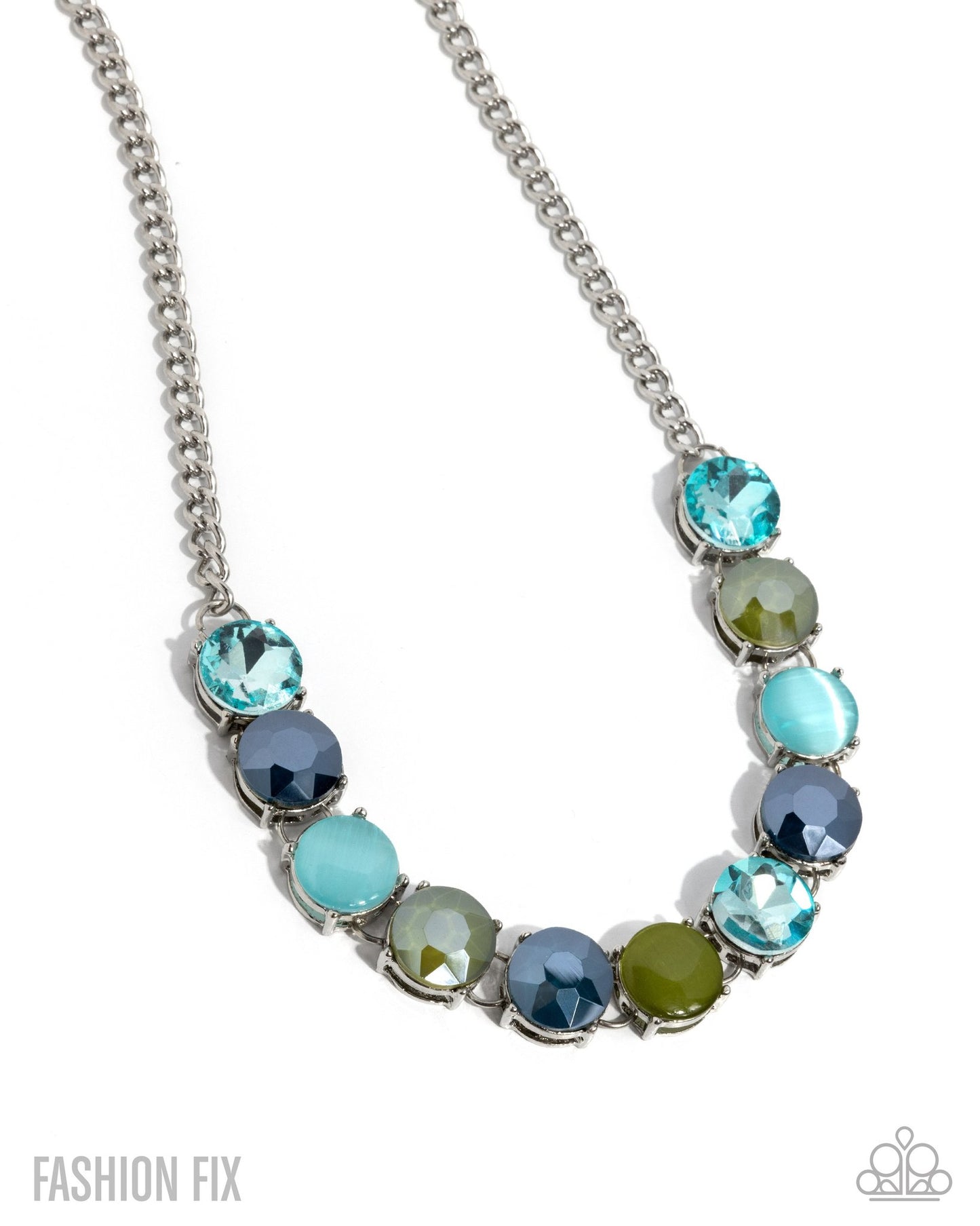 Cool, Calm, and Couture - Feb 26 Glimpses of Malibu Fashion Fix Necklace - by Paparazzi