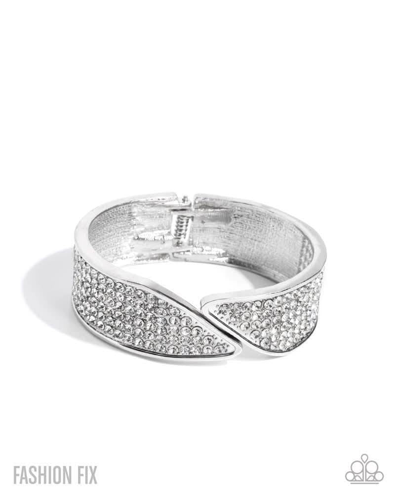 Fierce on Fleek - Magnificent Musings Jan 26 Fashion Fix Bracelet - by Paparazzi