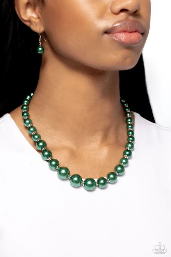 Manhattan Mogul - Green - by Paparazzi