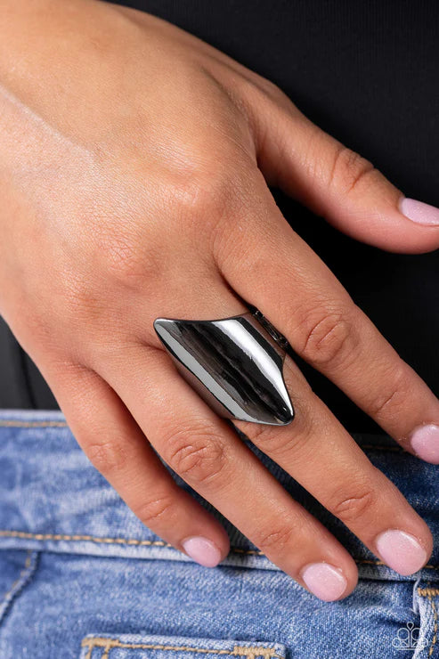 Pointed Palm Desert - Black - by Paparazzi