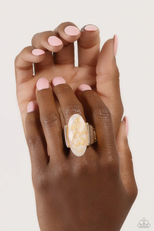 Shimmery Sovereign - White - by Paparazzi