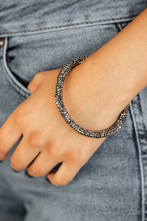 Stageworthy Sparkle - Black  - by Paparazzi