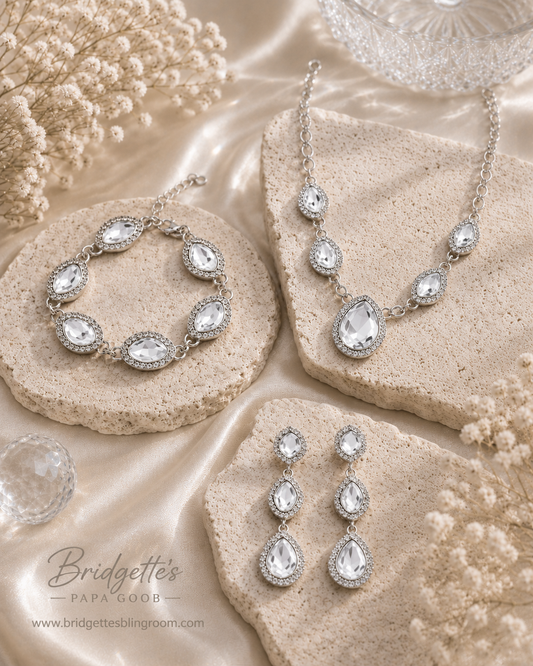 Upper Echelon Set - White - by Paparazzi